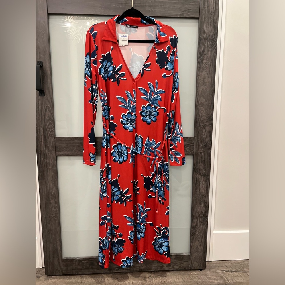 Zara dress !!! Brand new statement piece
